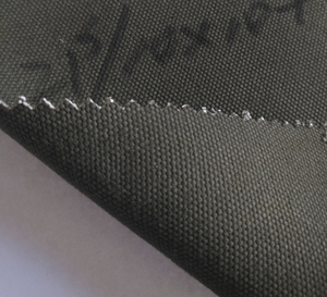 Toile épaisse et imperméable vert olive 100% coton utilisée pour les bâches de couverture de camion - Product Image 1