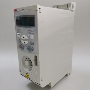 Nuovo e Originale Disponibile in Magazzino, Inverter VFD VSD Trifase AC380-480V 4KW ACS150-03E-08A8-4 ABB ACS150 Micro Drives - Product Image 5