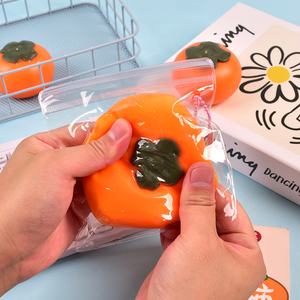 Juguetes Blandos con Forma de Fruta Creativos, Juguetes Antiestrés de Caqui, Pelota de TPR Suave con Forma de Fruta para Aliviar la Ansiedad, Regalos para Niños - Product Image 1