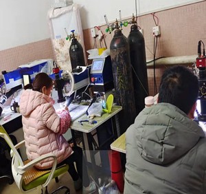 Anillo Unisex de Acero Inoxidable Plateado con Cabeza de Calavera, Estilo Punk, con Circonita, Certificado por Terceros, <span class=keywords><strong>MoLin</strong></span> - Product Image 5