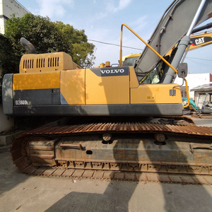 Excavadora Volvo EC380DL de Segunda Mano, Pocas Horas de Trabajo, Capacidad de la Cuchara de 1.9 m, Peso Operativo de 38 Toneladas, Rodamientos Originales Resistentes - Product Image 3
