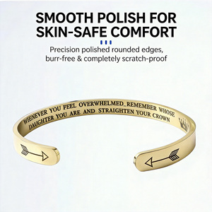 Bracelet manchette plaqué argent avec citation inspirante et motif flèche, bijou religieux chrétien, cadeau - Product Image 3