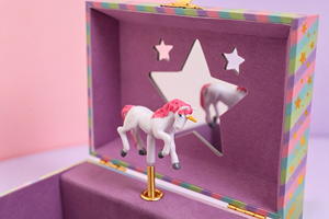 Caja de Música de Madera con Manivela EleQueen, Diseño Ecológico, Sonido de los 90, Modelo You Are My Sunshine Babies EQ - Product Image 2