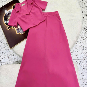 Conjunto de falda larga de 2 piezas para mujer Yuhong, ropa fácil de usar, moda natural, lavable, embalaje personalizado, fabricado en Vietnam. - Product Image 3