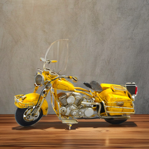 Vente en gros de moto vintage miniature artisanale en métal pour la décoration intérieure - Product Image 4