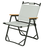 Chaise de camping pliable moderne en aluminium, légère et durable, avec logo personnalisé et design portable