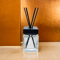 Flacon d'arôme carré en verre de luxe 50-500ml avec bouchon en bois noir pour parfum d'intérieur, vente en gros, logo personnalisé