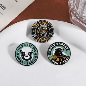 Spille in Lega di Zinco a Tema Animali con Martore delle Colline, Distintivi in Metallo, Gioielli Regalo - Product Image 3