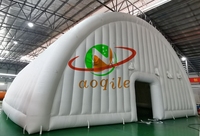 Tente d'arche extérieure personnalisée en PVC imperméable et ignifuge pour la location d'événements, capacité de 30 personnes
