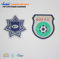 Fabricante de accesorios para ropa, 100% poliéster, logotipo de marca personalizado, máquina de parches tejidos para polos