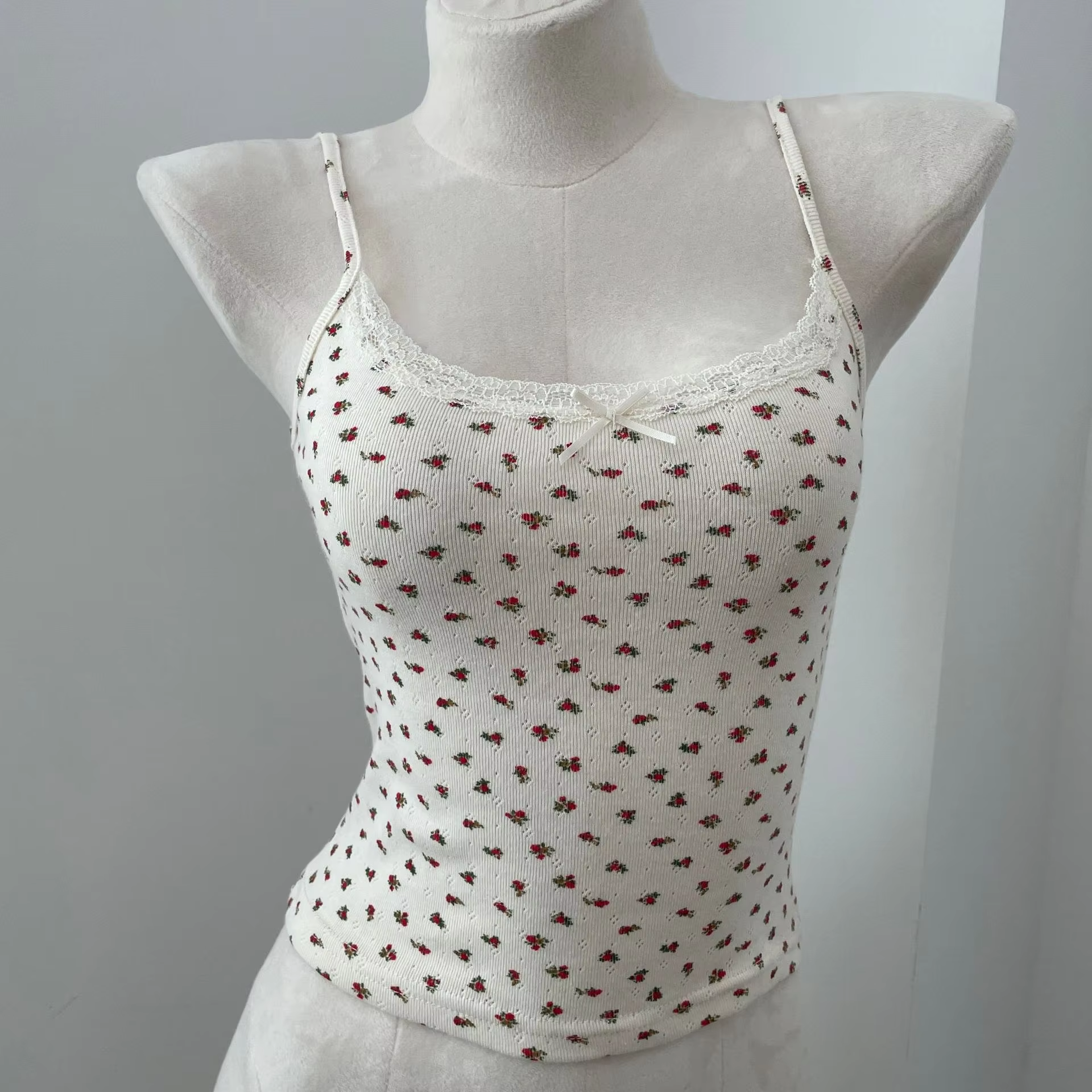 Apricot bottom with Big safflower--vest