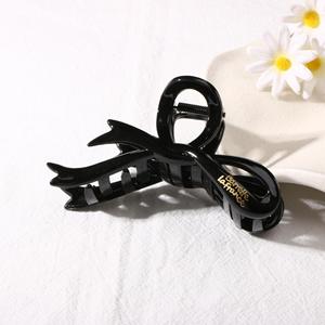 Pinza de Pelo de Plástico con Degradado de Color en Forma de Corazón, Accesorios de Pelo Geométricos de Moda para Mujer, Venta al por Mayor - Product Image 5