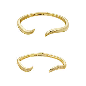 Brazalete Ajustable de Plata de Ley 925 Gemnel con Baño de Oro Vermeil y Circonitas Cúbicas con Incrustaciones Hechas a Mano - Product Image 1