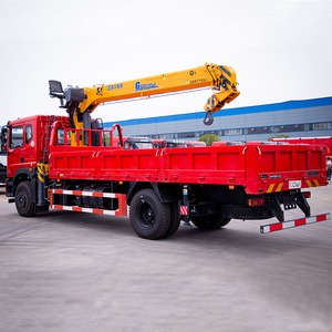 Camión Grúa Móvil Dongfeng Howo de 8 Toneladas con Brazo Telescópico Electrohidráulico, Motor Cummins 4x2, Altura de Elevación de 20 m, Capacidad Nominal de 5 Toneladas - Product Image 3