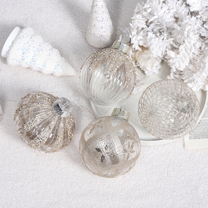 Juego de 4 Adornos Navideños de Plástico PET de Lujo de 12 cm, Bolas de Navidad Transparentes, Decoraciones Navideñas - Product Image 2