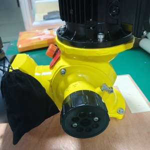 ปั๊มสูบจ่ายสารเคมีแบบไดอะแฟรมไฮดรอลิก รุ่น GM0170 จากโรงงานจีน ชุดปั๊มสูบจ่ายสารเคมีแบบครบชุด 220V/380V สำหรับน้ำเสีย - Product Image 6