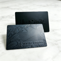 Carte de visite CR80 en PVC imperméable avec revêtement UV brillant, code QR NFC/RFID 1K, logo personnalisé, paiement VIP