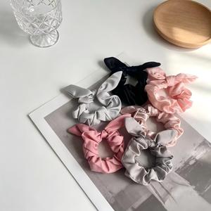 Chouchous en satin avec nœud oreilles de lapin, élastiques à cheveux en tissu doux, grands chouchous, accessoires pour cheveux femme - Product Image 4