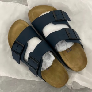Nouvelles Chaussures Unisexe Designer 2026 – Mules <span class=keywords><strong>Femme</strong></span>, Sabots en Liège, Birkenstocks, Tendance Mode Intérieur/Extérieur, Chaussons Maison en Maille et Fourrure - Product Image 2