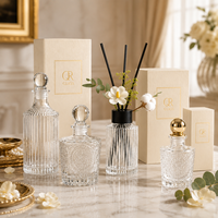 Diffuseur de parfum d'ambiance de luxe 50ml 100ml 150ml avec bouchon et petit vase, à base d'huiles essentielles et de fleurs séchées naturelles