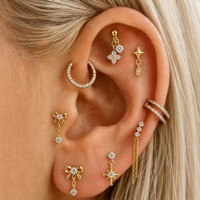 ASTM F136 Implantatqualität Titan Vergoldet Blumen-Design Innengewinde Labret Helix Tragus Lippenpiercing Zirkon Hochzeit