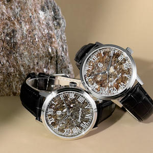 นาฬิกาข้อมือจักรกล อัตโนมัติ กันน้ำ 50 เมตร กระจกแซฟไฟร์ ตัวเรือนสแตนเลส ประดับอัญมณี หน้าปัดสีทองประกายมุก - Product Image 2