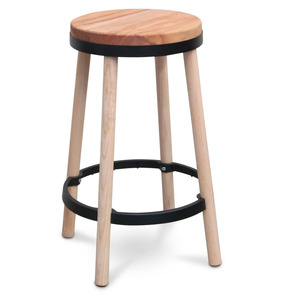 <span class=keywords><strong>Tabouret</strong></span> <span class=keywords><strong>de</strong></span> <span class=keywords><strong>bar</strong></span> en métal à pieds en forme d'épingles, design moderne pour salle à manger, hôtel ou café chaleureux - Product Image 3