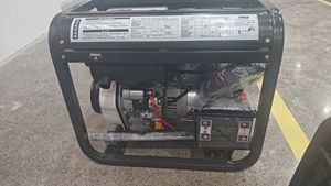 Generador Diésel de Bastidor Abierto 9600, Salida Máxima de 8.0KW, Monofásico/Trifásico, Arranque Eléctrico con Ruedas - Product Image 6