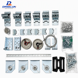 Kit complet <span class=keywords><strong>de</strong></span> quincaillerie pour <span class=keywords><strong>porte</strong></span> <span class=keywords><strong>de</strong></span> <span class=keywords><strong>garage</strong></span> <span class=keywords><strong>sectionnelle</strong></span> avec charnières, roulettes, enrouleurs <span class=keywords><strong>de</strong></span> câbles, supports et câbles - Product Image 2