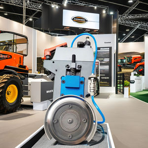 Herramienta Neumática para Cortar Tela No Tejida, Portacuchillas Estándar BT, Cortador de Fresado, Núcleo del Motor, Garantía de 5 Años, Origen China - Product Image 2