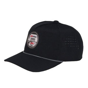 Casquette de baseball personnalisée imperméable découpée au laser avec trous perforés, logo en caoutchouc PVC, 5 panneaux - Product Image 1