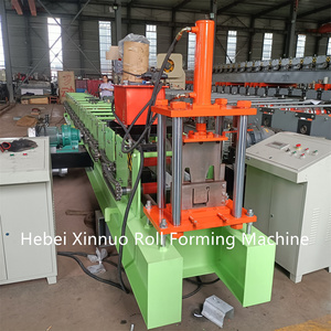 Machine de formage à froid pour coudes de gouttières et gouttières de toiture en tôle, portable, à alimentation directe d'usine, avec moteur et engrenages pour pliage sans soudure - Product Image 3