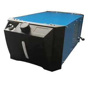 Coolmate 10L MIG 冷却器专为水冷火把设计，额定 500A 与购物车