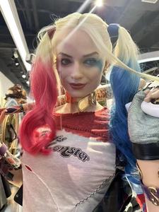 Estatua de Busto de Harley Quinn - Coleccionable de Villanos de Batman de DC Comics - Product Image 3
