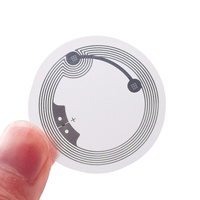 Personnalisable 38mm RFID NFC Adhésif Smart Tag Programmable Imprimable Humide/Sec Incrustation Étiquette Mini Hôtels Ntag213 13.56MHz Fréquence