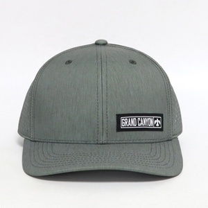 Cappello da Golf OEM/ODM all'Ingrosso in Poliestere a 6 Pannelli Strutturati con Visiera Leggermente Curva, Chiusura Snapback, Fori Tagliati al Laser e Logo Personalizzato - Product Image 2