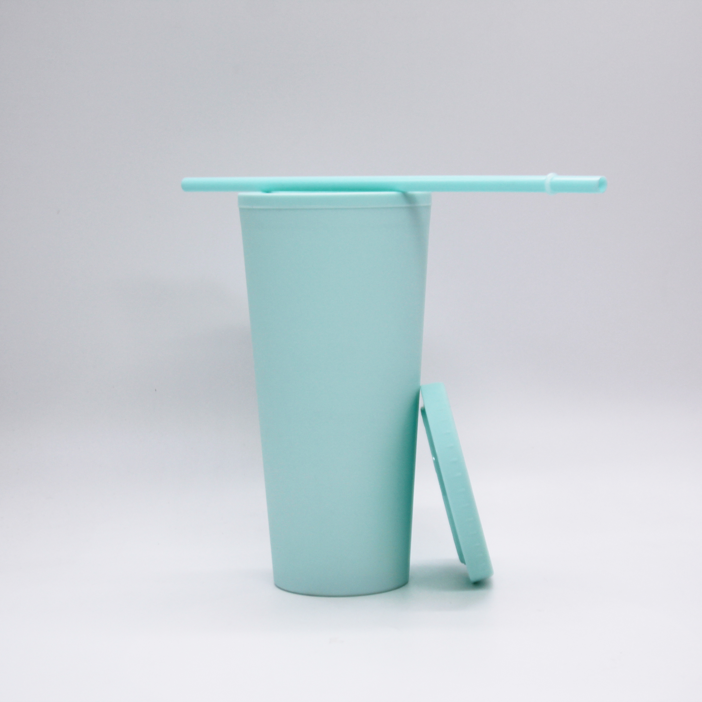 In Stock and Hot Selling 24oz Double Wall Matte Acrylic Straw Tumbler 720ml Matte Reusable Boba Tea Cup with Straw and Lid1