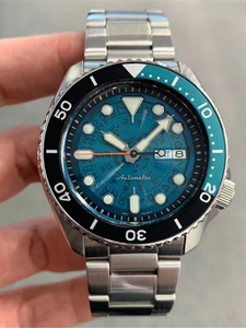 Reloj de Pulsera Deportivo Retro Moderno para Hombre de Acero Inoxidable OEM ODM SRPJ45 47K1 con Cristal de Zafiro, Puntero Luminoso y Mecanismo Mecánico - Product Image 1