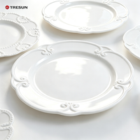 Assiette en céramique blanche vintage en porcelaine fine, motif classique, multi-tailles, gaufrée, pour mariage, hôtel, restaurant, service de vaisselle