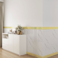 Vente en gros Papier peint PVC 10cm * 5m Panneau mural auto-adhésif imperméable et brillant pour décoration intérieure