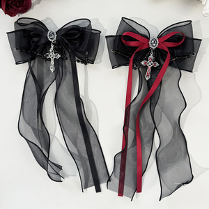 Pinzas para el pelo hechas a mano en negro y rojo, pasadores <span class=keywords><strong>de</strong></span> lazo <span class=keywords><strong>de</strong></span> malla gótica punk con cadena cruzada, accesorios geniales para el cabello <span class=keywords><strong>de</strong></span> mujer - Product Image 4