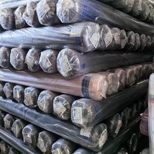 Chine usine lot stock polyester <span class=keywords><strong>tissu</strong></span> en mousseline de soie par mètres <span class=keywords><strong>pas</strong></span> <span class=keywords><strong>cher</strong></span> prix doux <span class=keywords><strong>tissu</strong></span> en mousseline de soie vente chaude - Product Image 4