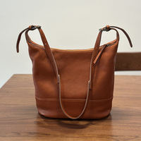 Sac bandoulière grande capacité avec logo personnalisé, en cuir tanné végétal de première qualité, pour femme, idéal pour les trajets quotidiens et les voyages, avec bandoulière réglable