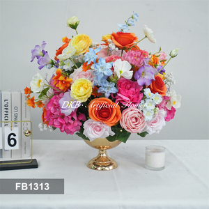 Rosas Artificiales de Seda de Alta Calidad DKB, Hortensias de Tacto Real, Bola de Flores Dorada para Decoración de Mesa de Boda, Centros de Mesa - Product Image 3