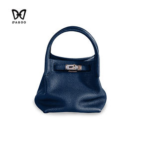 Sac à main pour femme en cuir véritable de luxe, fabriqué à la main, sac à bandoulière vendu en gros - Product Image 1