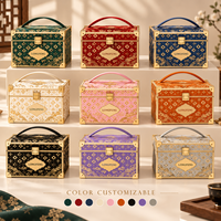 Boîte cadeau de luxe en cuir avec poignée, protège-coins métalliques, emballage rigide pour gâteaux de lune et vêtements, vente en gros OEM