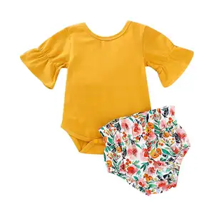 Setelan Baju Monyet Lengan Flare Gaya Eropa, + Celana Pendek Bunga, Set Dua Potong untuk Bayi Perempuan