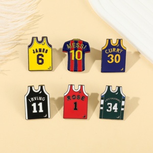 2026 para la serie broche de fútbol estrella de dibujos animados soporte de insignia de Metal para <span class=keywords><strong>ropa</strong></span> y accesorios de mochila - Product Image 4
