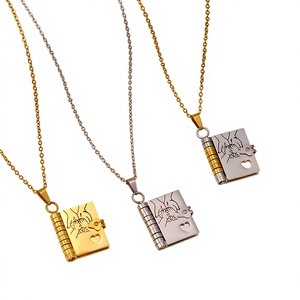 Collier avec pendentif en forme de livre de copieur, style Europe-Amérique, en acier inoxydable unisexe, pour petite fille, explosions transfrontalières - Product Image 1