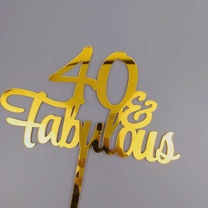 Adorno de Pastel Personalizado de Acrílico Dorado con Láser para Cumpleaños o Aniversario de 30, 40, 50, 60 o 70 Años, Estilo Lujoso - Product Image 4